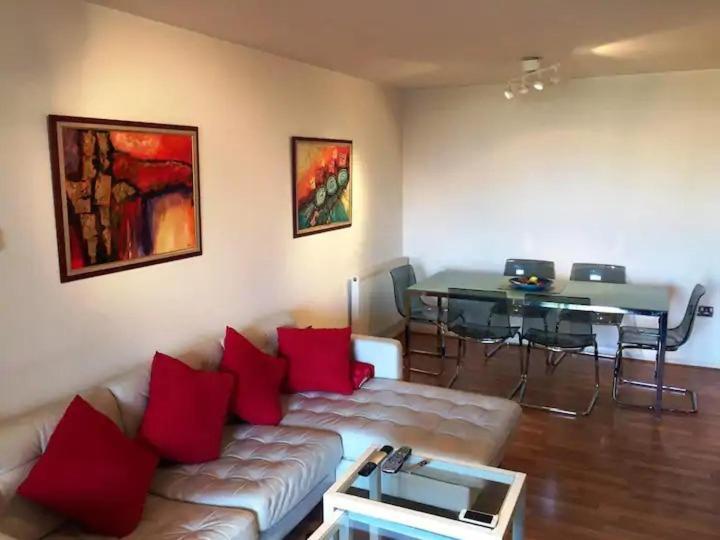 Room 1 Or 2 Ppl Near Excel, O2, Canary Wharf - Londra Exterior foto