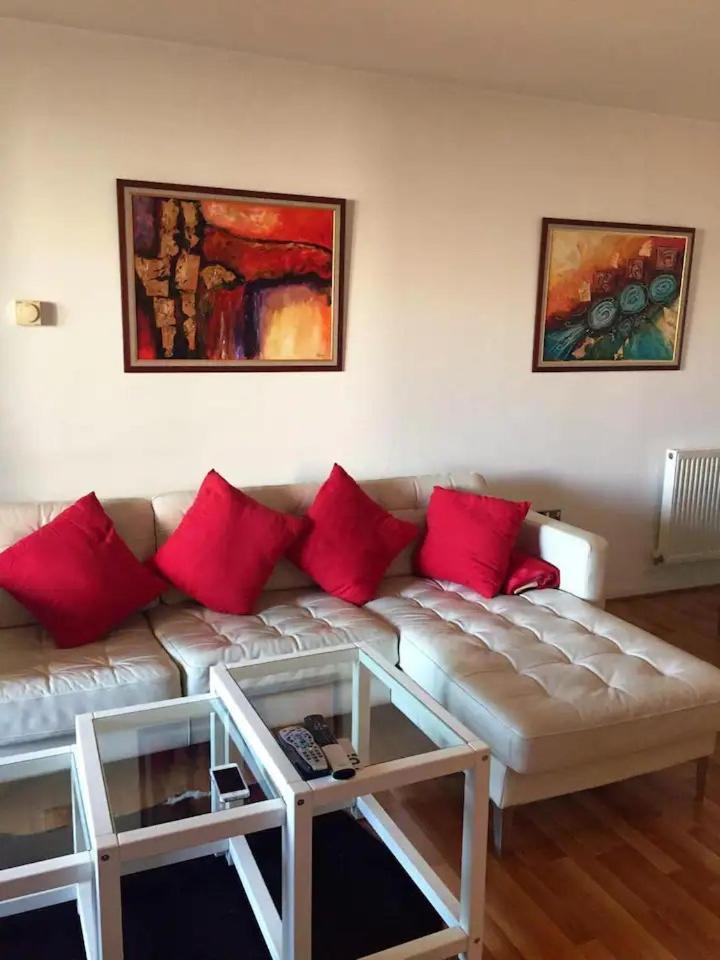 Room 1 Or 2 Ppl Near Excel, O2, Canary Wharf - Londra Exterior foto